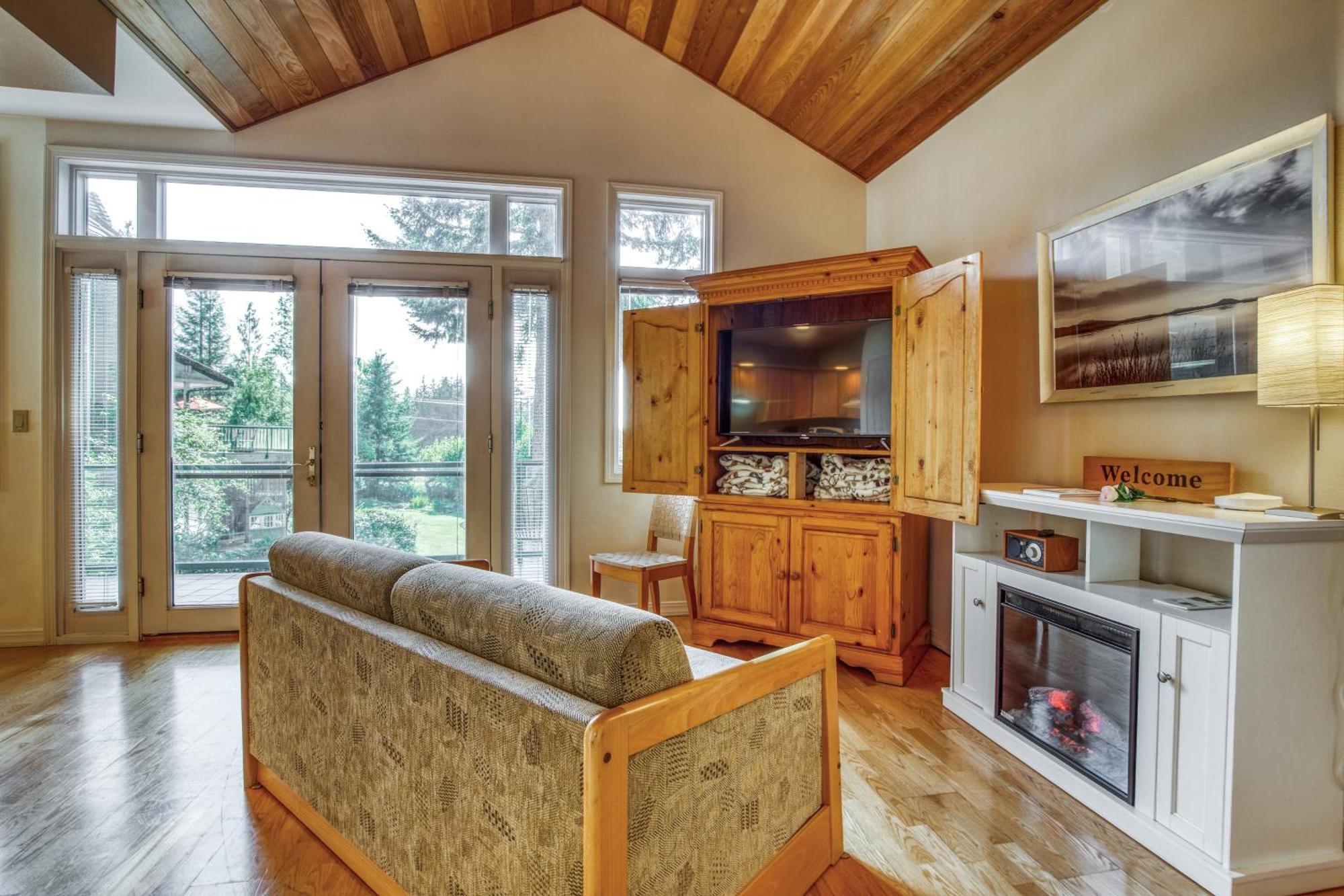 The Quintessa Cottage Clinton Extérieur photo